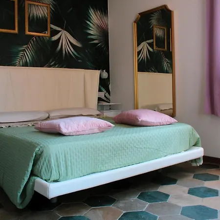 Lion Luxury Vendégház Róma